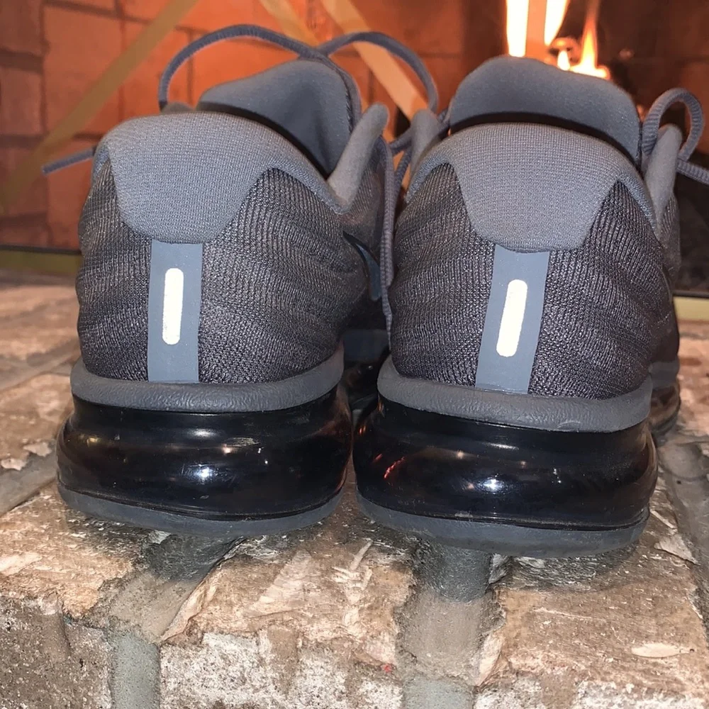 Nike Air Max 2017 - Picture 8 of 11